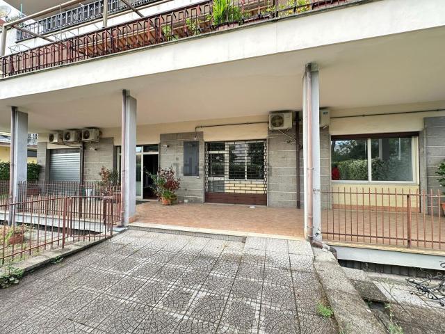 Locale Commerciale in affitto a Roma Capitale, Lazio
