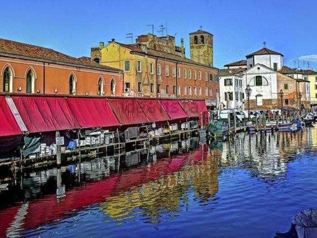 Locale Commerciale in affitto a Chioggia, Veneto