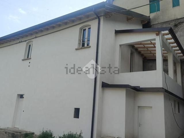 Locale Commerciale in affitto a Comunità montana della valle Trompia, Sarezzo