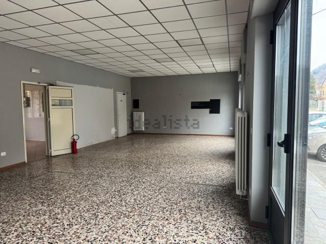 Locale Commerciale in affitto a Piemonte, Torino
