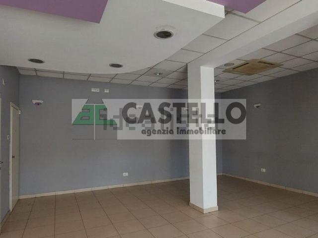 Locale Commerciale in affitto a Vigonza, Peraga