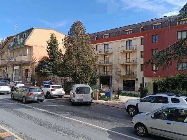 Locale Commerciale in affitto a Enna Bassa, Enna