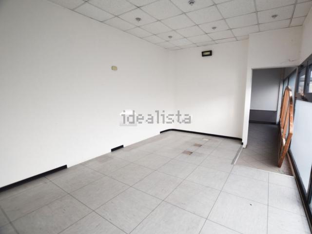 Locale Commerciale in affitto a Fonte, Pederobba