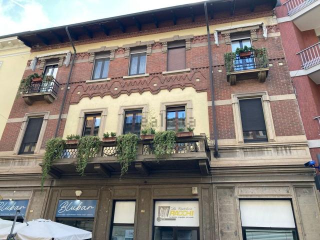 Locale Commerciale in affitto a Porta Mortara, Piemonte