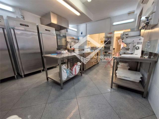 Locale Commerciale in affitto a Sacro Cuore, Piemonte