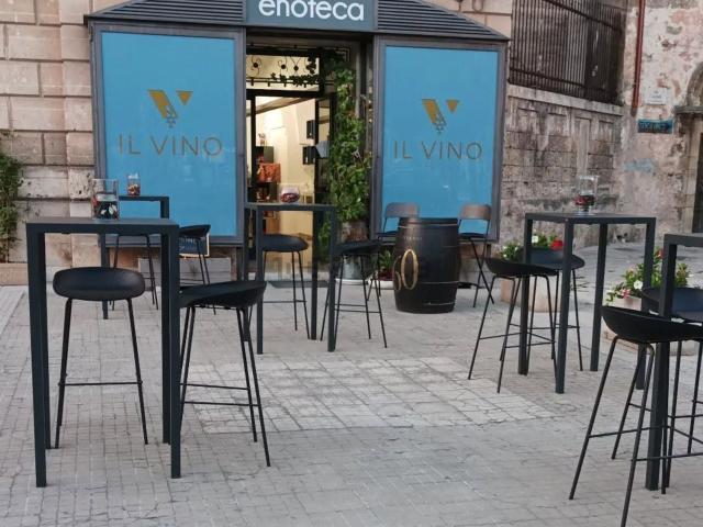 Locale Commerciale in affitto a Puglia, Taranto