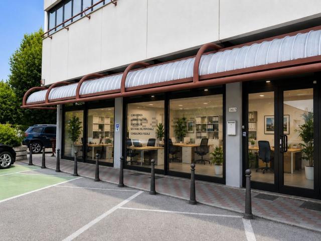 Locale Commerciale in affitto a Treviso, Veneto