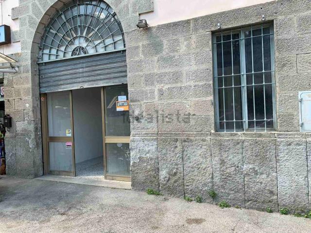 Locale Commerciale in affitto a Soriano Nel Cimino, Lazio