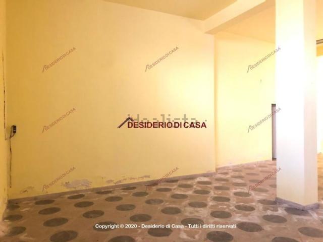 Locale Commerciale in affitto a Bagheria, Sicilia