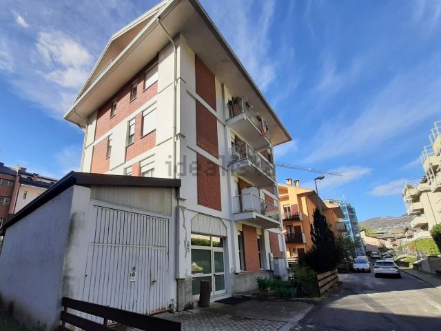 Locale Commerciale in affitto a Colda, Sondrio