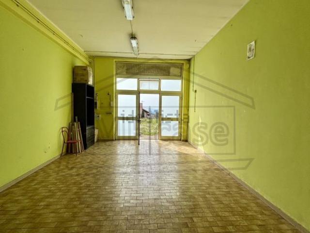 Locale Commerciale in affitto a Le Mosse, Montefiascone