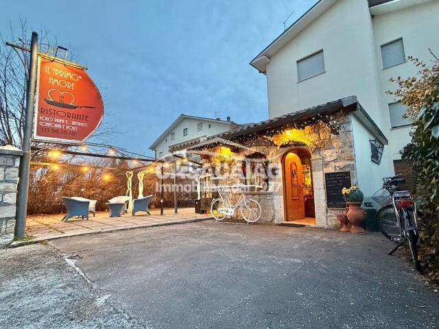 Locale Commerciale in affitto a Rocca Di Mezzo, Abruzzo