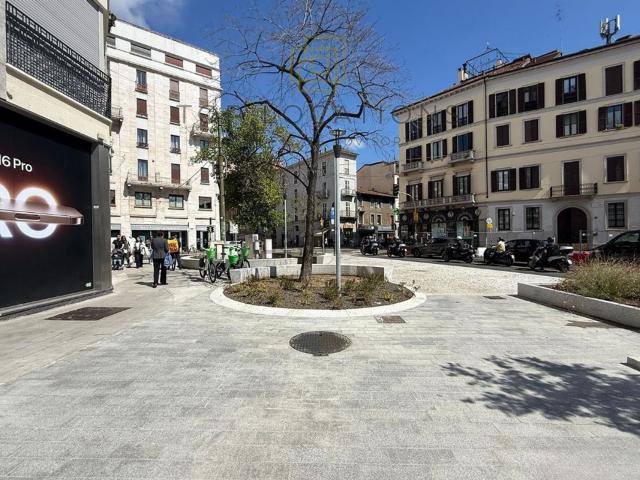 Locale Commerciale in affitto a Municipio 1, Milano
