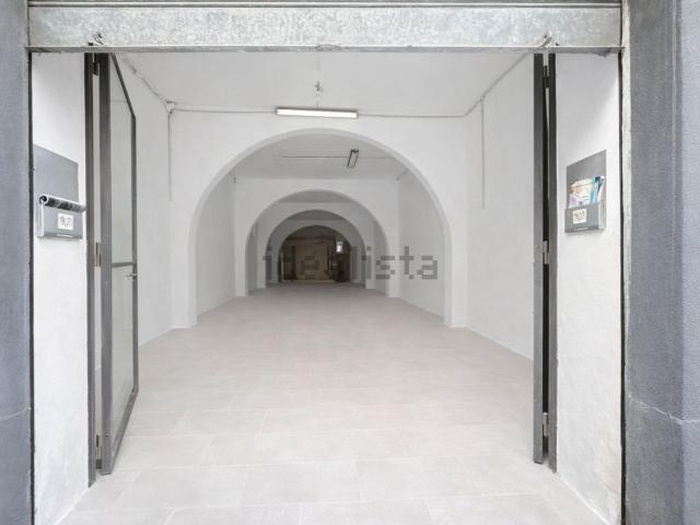 Locale Commerciale in affitto a Borgo-Sanzio, Catania