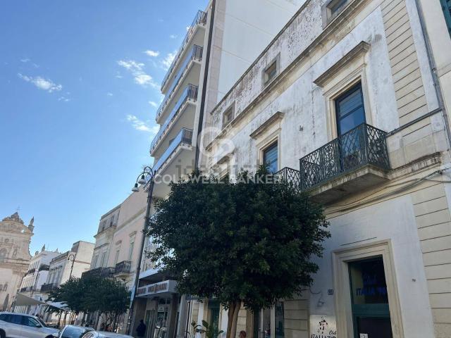 Locale Commerciale in affitto a Puglia, Lecce