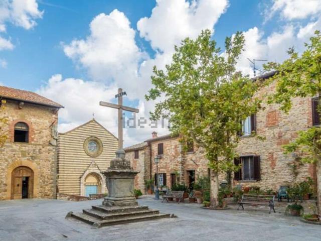 Locale Commerciale in affitto a Lucignano, Toscana