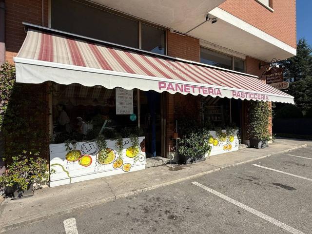 Locale Commerciale in affitto a Piemonte, Cuneo