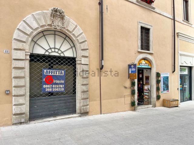 Locale Commerciale in affitto a Torretta, Tornimparte