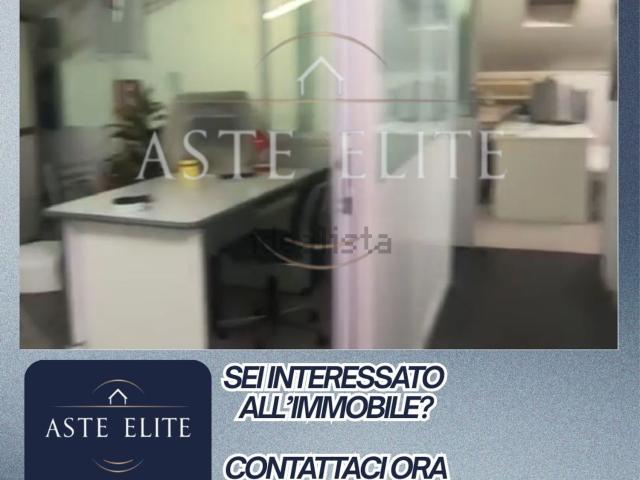 Locale Commerciale in affitto a Aprilia, Lazio