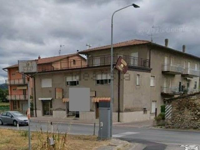 Locale Commerciale in affitto a Casenuove, Magione