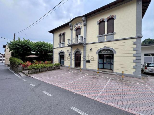 Locale Commerciale in affitto a Rodero, Lombardia