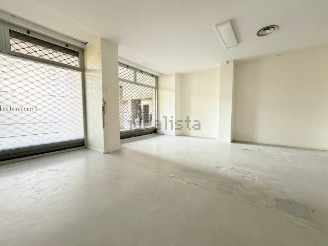Locale Commerciale in affitto a Mestre-Carpenedo, Venezia