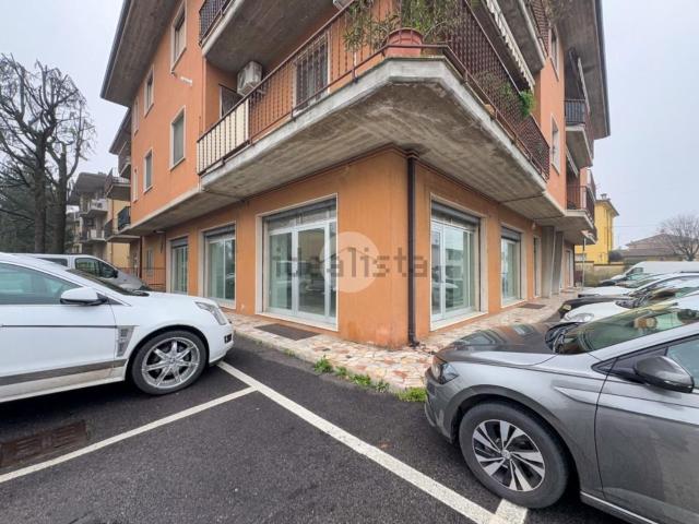 Locale Commerciale in affitto a Guidizzolo, Lombardia
