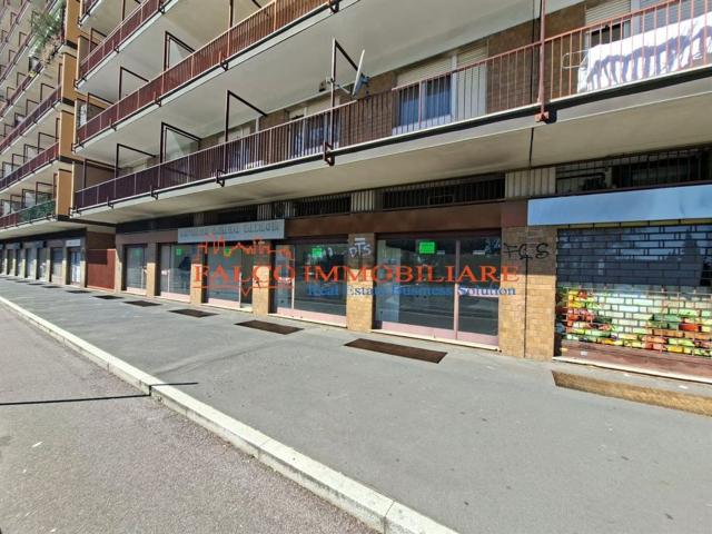 Locale Commerciale in affitto a Zona Omogenea Milano Nord, Sesto San Giovanni