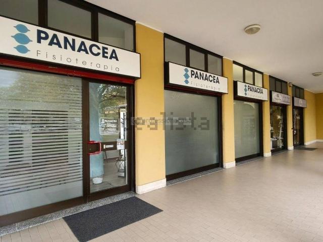 Locale Commerciale in affitto a San Carlo, Muggiò