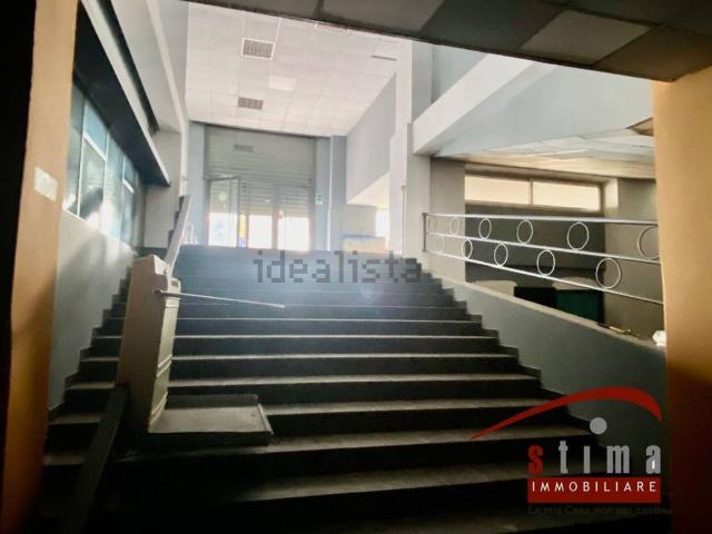 Locale Commerciale in affitto a Neapolis, Siracusa