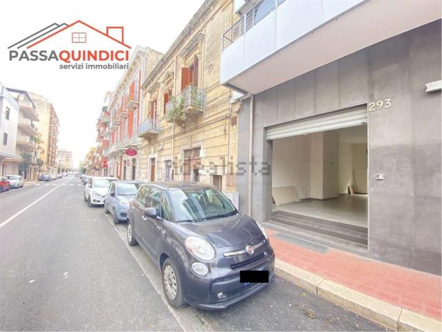 Locale Commerciale in affitto a Puglia, Bari