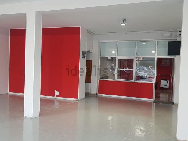Locale Commerciale in affitto a Unione dei comuni Valle del Savio, Cesenà