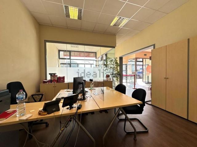 Locale Commerciale in affitto a San Leo, Palazzo Del Pero
