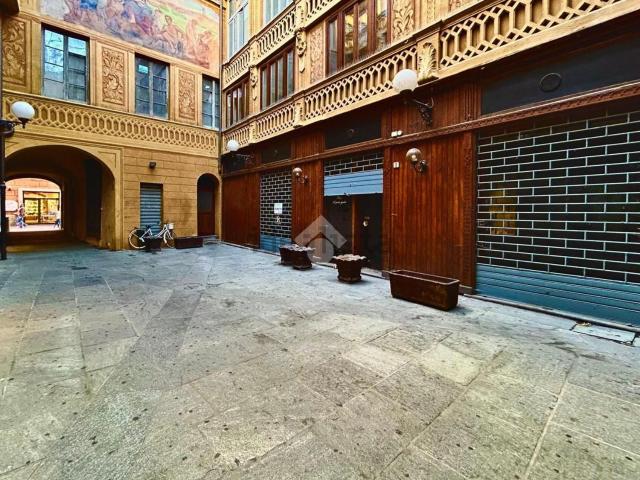 Locale Commerciale in affitto a Piemonte, Alessandria