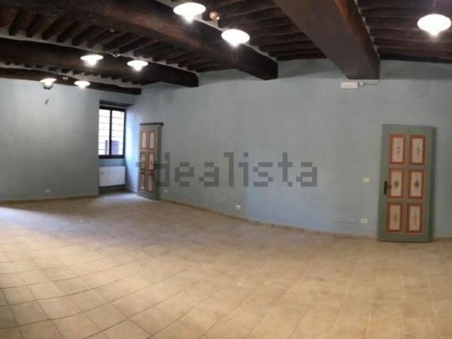 Locale Commerciale in affitto a Sansepolcro, Toscana