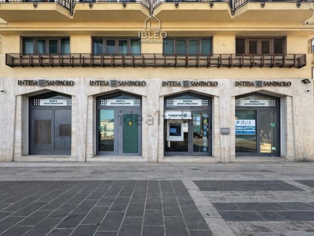 Locale Commerciale in affitto a Ispica, Sicilia