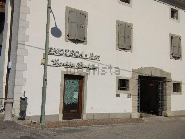 Locale Commerciale in affitto a Codroipo, Friuli-Venezia Giulia