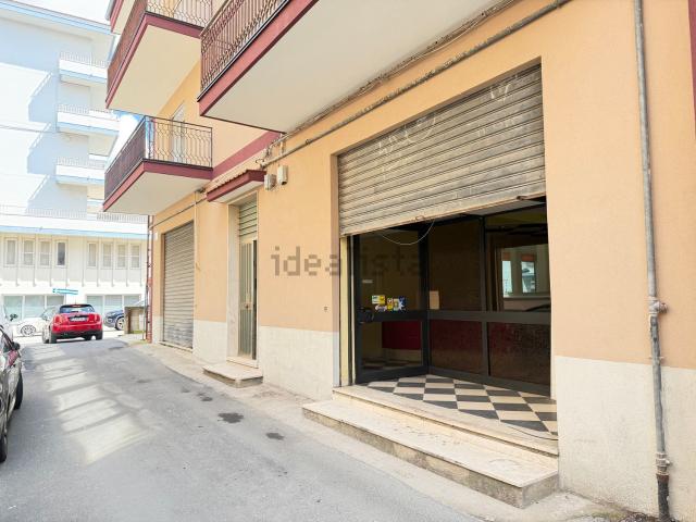 Locale Commerciale in affitto a Sacro Cuore, Marina Di Modica