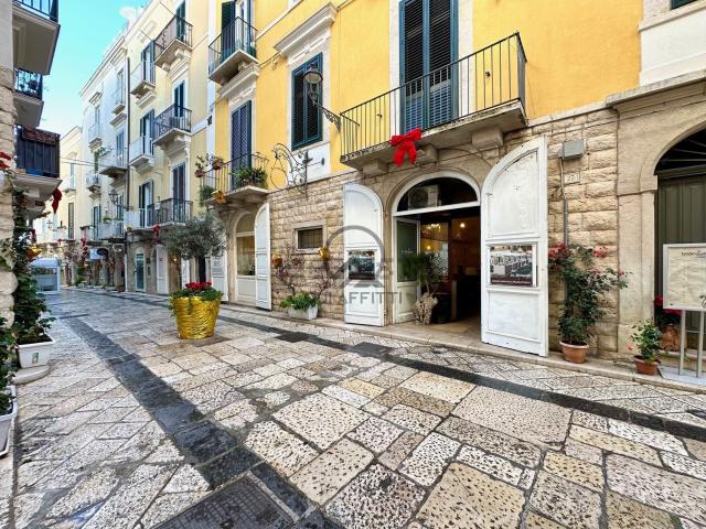 Locale Commerciale in affitto a Puglia, Barletta-andria-trani
