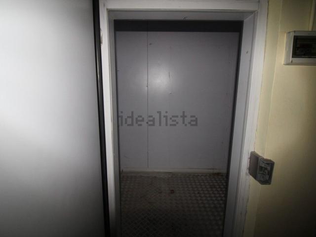 Locale Commerciale in affitto a Giglio, Montevarchi