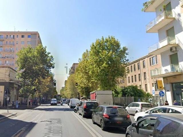 Locale Commerciale in affitto a Borgo-Sanzio, Catania