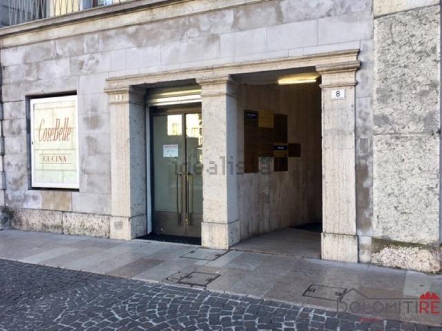Locale Commerciale in affitto a Borgo Prà, Zoldo Alto