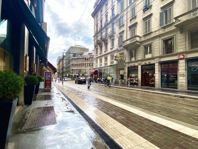 Locale Commerciale in affitto a Municipio 1, Milano