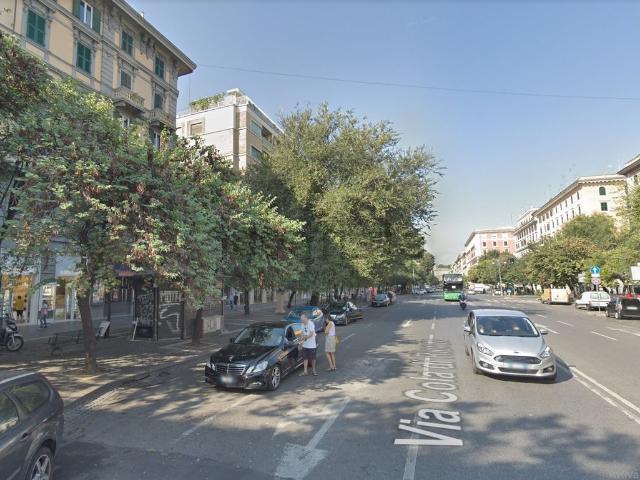 Locale Commerciale in affitto a Municipio Roma I, Roma Capitale
