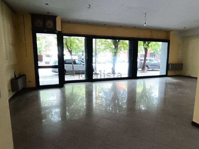 Locale Commerciale in affitto a Borgo Torretta, Piemonte