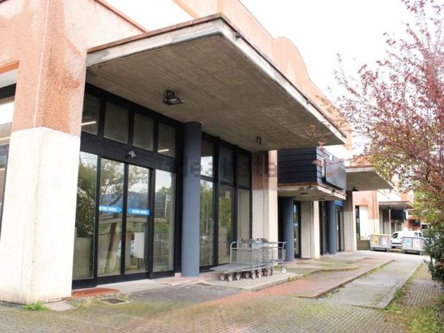Capannone in affitto a Riccione, Reggio Emilia