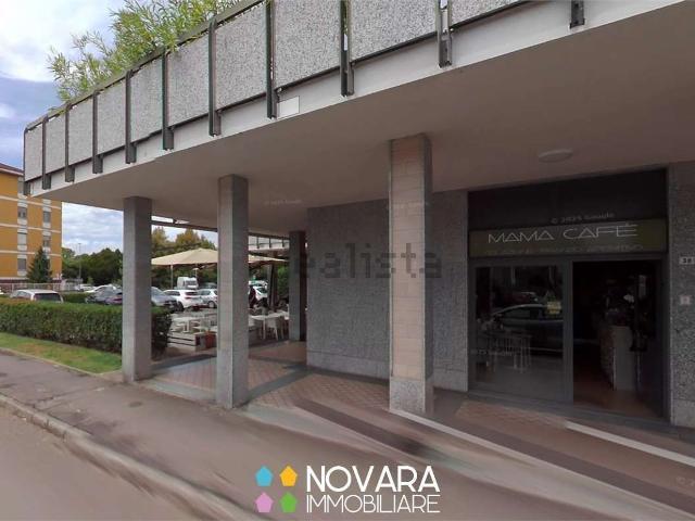 Locale Commerciale in affitto a Santa Rita, Piemonte