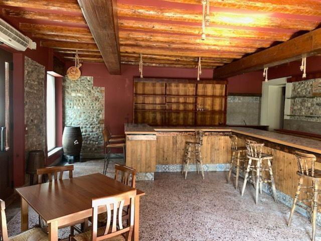 Locale Commerciale in affitto a Pozzuolo Del Friuli, Friuli-Venezia Giulia