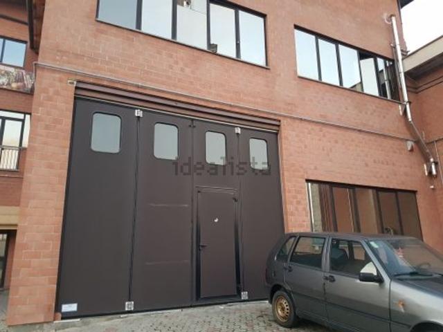 Locale Commerciale in affitto a Piemonte, Asti