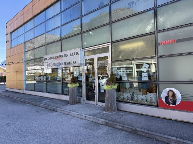 Locale Commerciale in affitto a Ponte nelle Alpi, Polpet